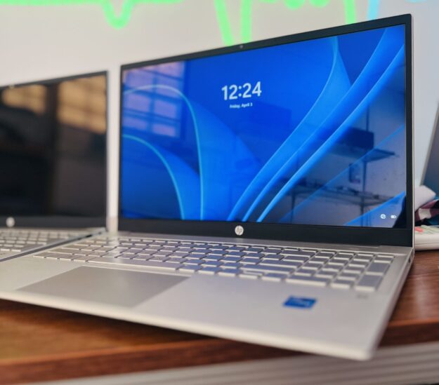 HP PAVILION 15 16gb RAM 500gb SSD Core i5 11th gen